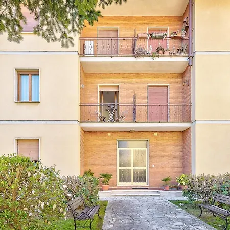 Irma Apartment *